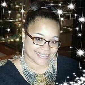 Meet your Posher, Stella